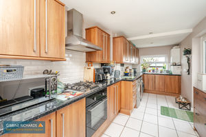 Kitchen- click for photo gallery